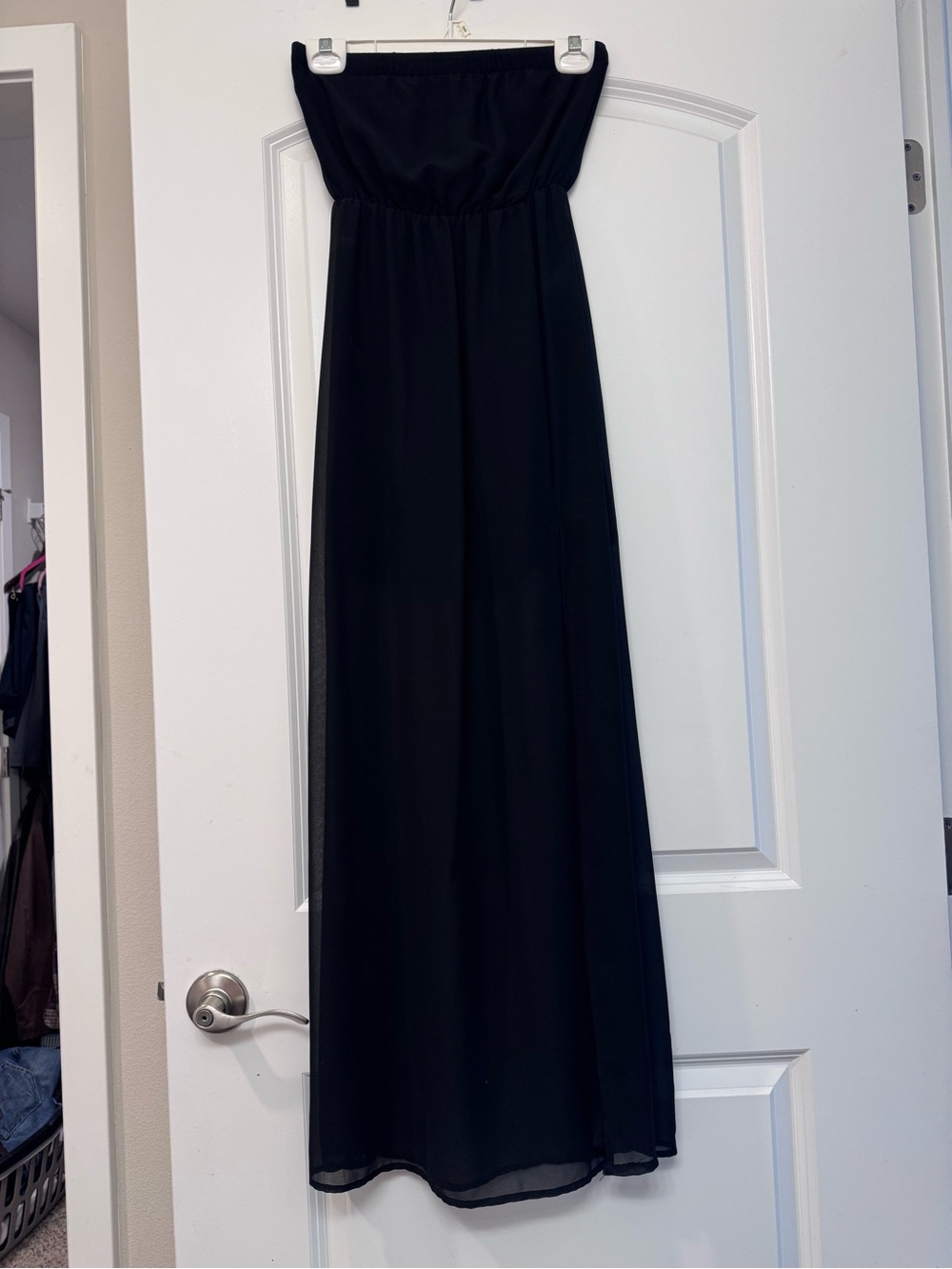 H&M Black Strapless Maxi Dress - Sleek Evening Gown